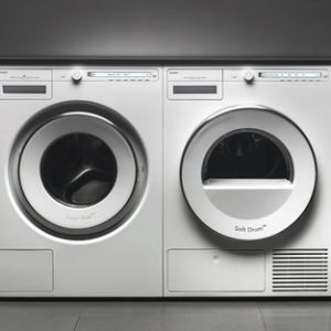 107093041_8823690398