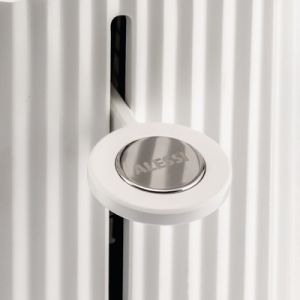 100863115_5104599418