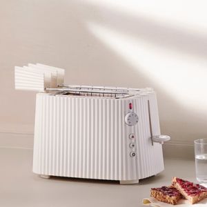 100862667_5057680336