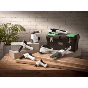 104891239_3557885700