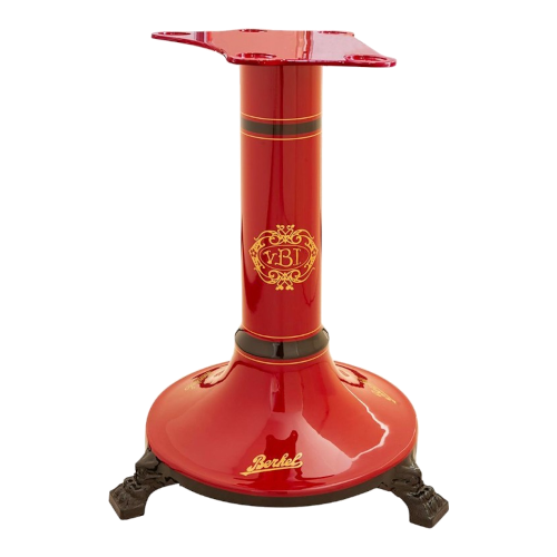red-stand-b2